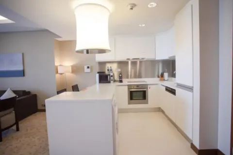 Apartment in Dubai, UAE 1 bedroom, 69 sq.m. № 662956 - photo 8