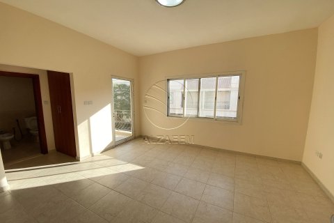 Abu Dhabi, BAE’de kiralık вилла 4 yatak odası, 252 m² No 662952 - fotoğraf 10