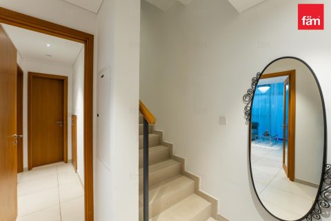 Пәтер Дубай, БАӘ-да 2 жатын бөлмелер, 170.4 м² № 694323 - фото 9