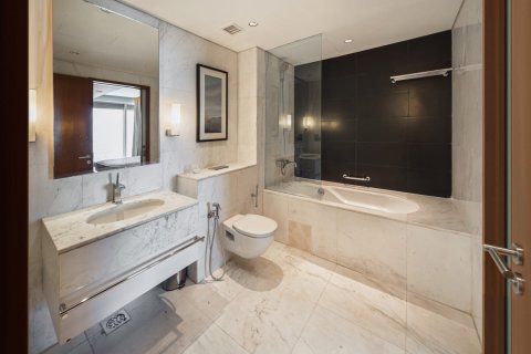 Huoneisto Downtown Dubai (Downtown Burj Dubai), Arabiemiraatit 1 makuuhuone, 71 m2 № 693779 - kuva 9