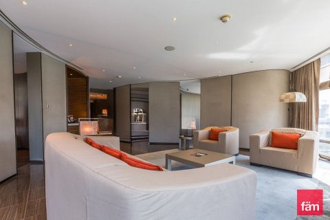 Apartament në Downtown Dubai (Downtown Burj Dubai), Emiratet e Bashkuara Arabe 2 dhoma gjumi, 201.8 m2. № 580705 - Foto 2