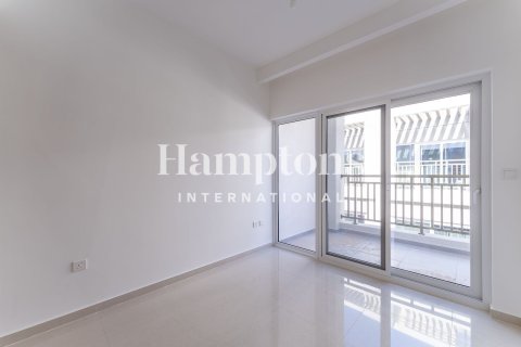 Řadový dům v Dubai, SAE 3 ložnice, 189.15143703 m² Č.: 680348 - fotografie 11