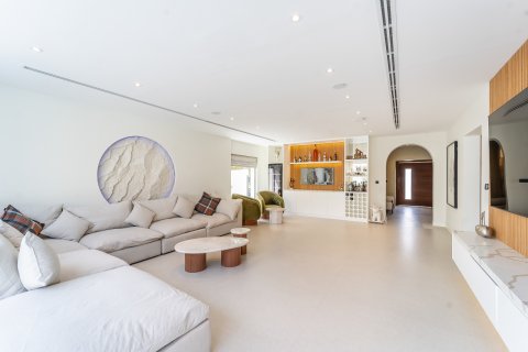 Müüa villa asukohaga Dubai, AÜE: 5 magamistoaga, 409 m² Nr 713382 - pilt 10