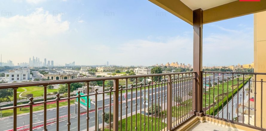 Appartement à Umm Suqeim, Dubai, EAU: 2 chambres, 120.7 m2 № 682111