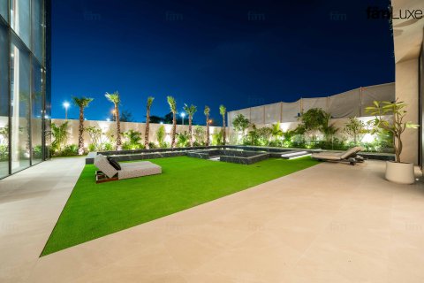 Vila v Al Wasl, Dubai, SAE 5 spální, 929.6 m2 č. 682113 - Fotografia 2