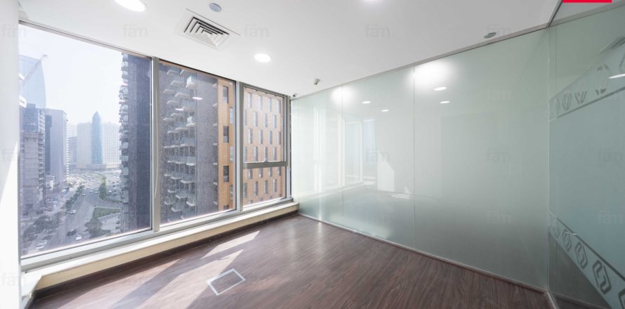 Kancelarija u Business Bay, Dubai, UAE 86.8 m2 Br. 682112