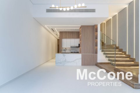 טאונהאוס למכירה ב Jumeirah Village Circle, Dubai, איחוד האמירויות  4 חדרי שינה, 391.86 מ"ר, מספר 587549 - תמונה 2