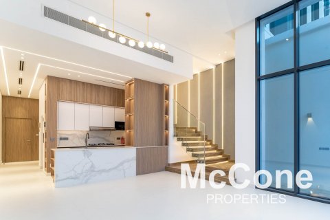 טאונהאוס למכירה ב Jumeirah Village Circle, Dubai, איחוד האמירויות  4 חדרי שינה, 391.86 מ"ר, מספר 587549 - תמונה 1