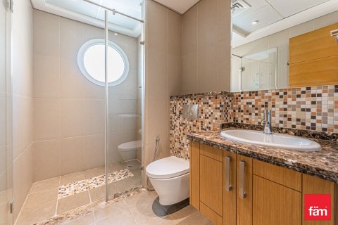 Üürile anda villa asukohaga Jumeirah Park, Dubai, AÜE: 5 magamistoaga, 749.6 m² Nr 718477 - pilt 13