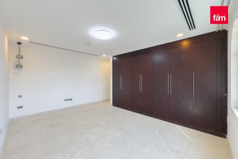 Üürile anda villa asukohaga Jumeirah Park, Dubai, AÜE: 5 magamistoaga, 749.6 m² Nr 718477 - pilt 6