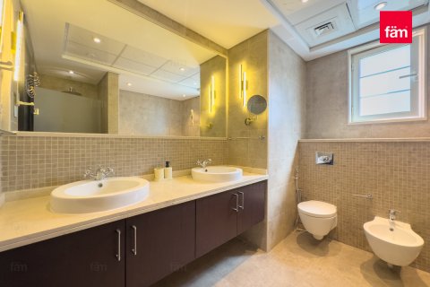 Üürile anda villa asukohaga Jumeirah Park, Dubai, AÜE: 5 magamistoaga, 749.6 m² Nr 718477 - pilt 14