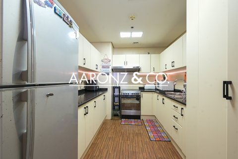 Byt v Jumeirah Lake Towers, Dubai, SAE 2 ložnice, 120 m² Č.: 670468 - fotografie 12