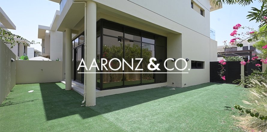 Σπίτι σε Dubai, ΗΑΕ 3 υπνοδωμάτια, 257.8 τ.μ. Αρ. 670491