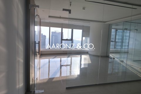 Escritório para arrendamento em Jumeirah Lake Towers, Dubai, EAU 107 m2 № 670492 - foto 6