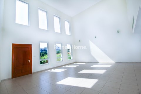 Rijtjeshuis te huur in Motor City, Dubai, VAE 4 slaapkamers, 375.3 vr.m., nr 707619 - foto 4