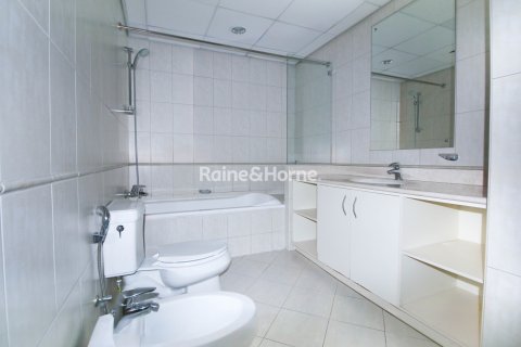 Rijtjeshuis te huur in Motor City, Dubai, VAE 4 slaapkamers, 375.3 vr.m., nr 707619 - foto 11