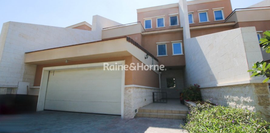 Rijtjeshuis in Motor City, Dubai, VAE 4 slaapkamers, 375.3 vr.m. nr 707619