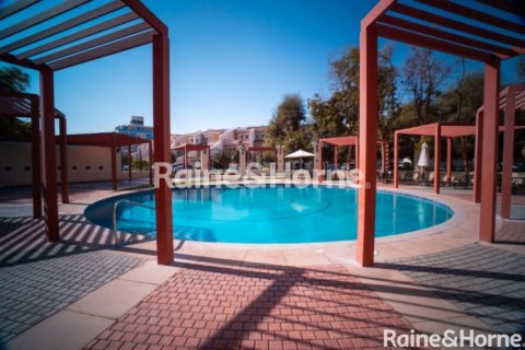 Rijtjeshuis te huur in Motor City, Dubai, VAE 4 slaapkamers, 375.3 vr.m., nr 707619 - foto 29