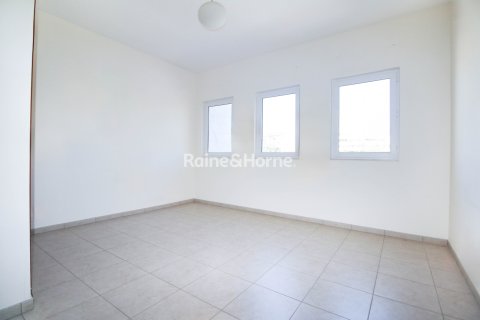 Rijtjeshuis te huur in Motor City, Dubai, VAE 4 slaapkamers, 375.3 vr.m., nr 707619 - foto 15