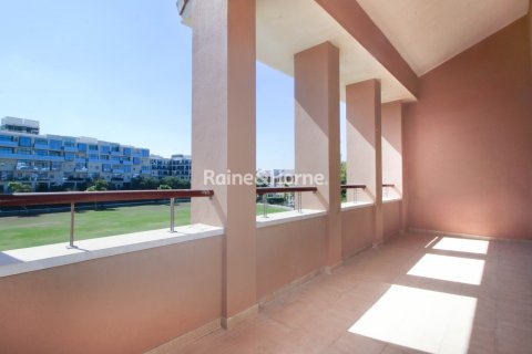 Rijtjeshuis te huur in Motor City, Dubai, VAE 4 slaapkamers, 375.3 vr.m., nr 707619 - foto 16