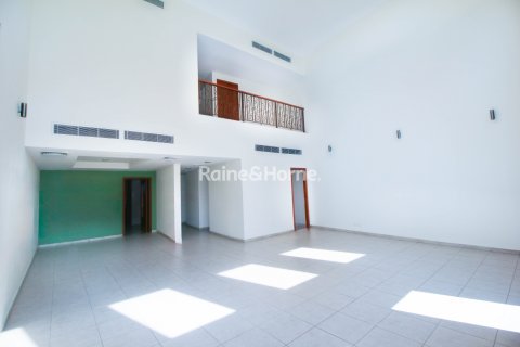 Rijtjeshuis te huur in Motor City, Dubai, VAE 4 slaapkamers, 375.3 vr.m., nr 707619 - foto 3