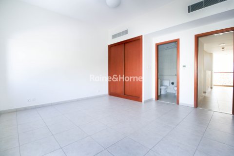 Rijtjeshuis te huur in Motor City, Dubai, VAE 4 slaapkamers, 375.3 vr.m., nr 707619 - foto 10