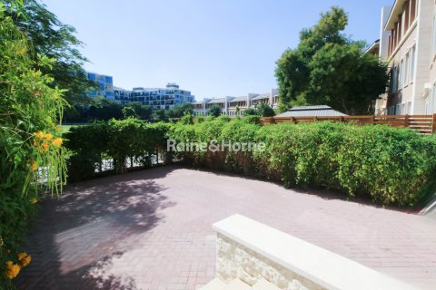 Rijtjeshuis te huur in Motor City, Dubai, VAE 4 slaapkamers, 375.3 vr.m., nr 707619 - foto 23