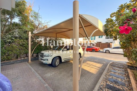 Таунхаус Al Quoz, Дубай, БАӘ-да 5 жатын бөлмелер, 365.94956215 м² № 668646 - фото 19