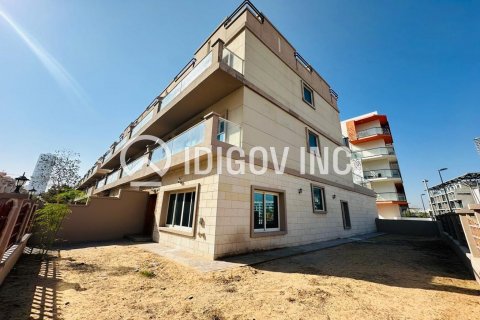 Vila di Jumeirah Village Circle, Dubai, UEA 5 kamar tidur, 143 m2 nomor 604173 - foto 13