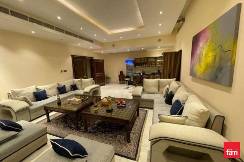 Al Barsha、Dubai、UAE にあるヴィラの賃貸物件 4ベッドルーム、910.4 m2、No693136 - 写真 5