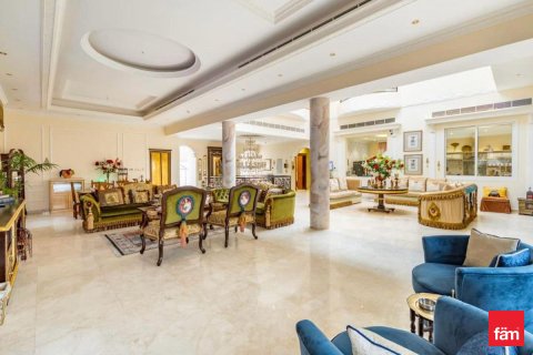 Villa til leje i Al Barsha, Dubai, UAE 4 soveværelser, 910.4 kvm № 693136 - foto 18