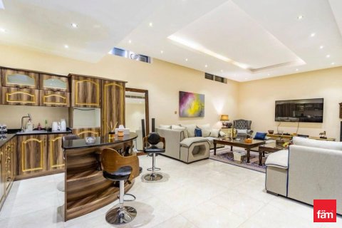 Villa til leje i Al Barsha, Dubai, UAE 4 soveværelser, 910.4 kvm № 693136 - foto 9