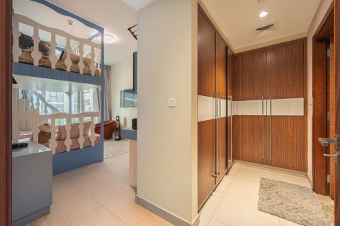 Apartment sa Al Kifaf, Dubai, UAE 2 silid-tulugan, 144 sq.m. № 705217 - larawan 18
