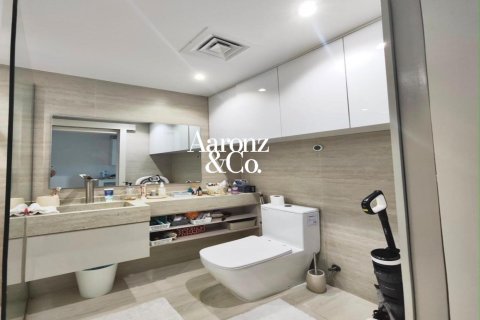 Διαμέρισμα σε Jumeirah Lake Towers, Dubai, ΗΑΕ 1 υπνοδωμάτιο, 84 τ.μ. Αρ. 755095 - φωτογραφία 15