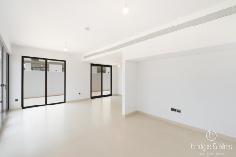 Tilal Al Ghaf, Dubai, UAE의 판매용 빌라 침실 4개, 317제곱미터 번호 697452 - 사진 2