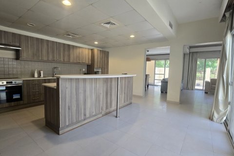 Maison de ville à vendre à  Ras Al Khaimah, EAU 3 chambres, 302 m2 № 735009 - photo 7