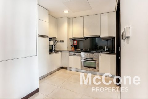 Apartment in Dubai Marina, Dubai, UAE 1 room, 50.17 sq.m. № 587481 - photo 3