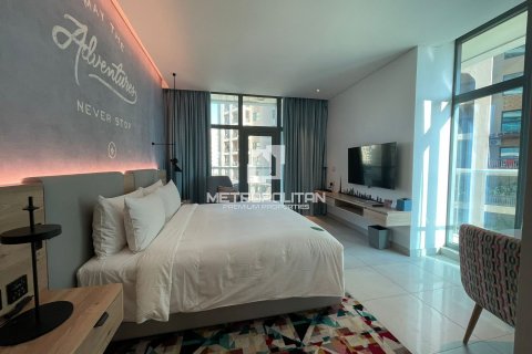 Appartamento in vendita a Palm Jumeirah, Dubai, EAU 48 mq. № 591957 - foto 1