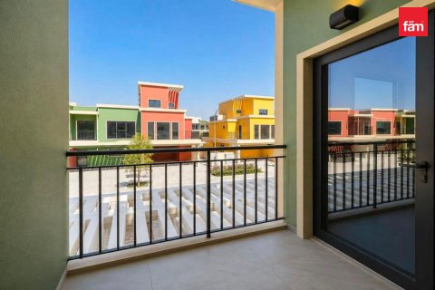 Radhus till försäljning i Dubai, UAE 4 sovrum, 144 kvm Nr. 751861 - fotografi 8