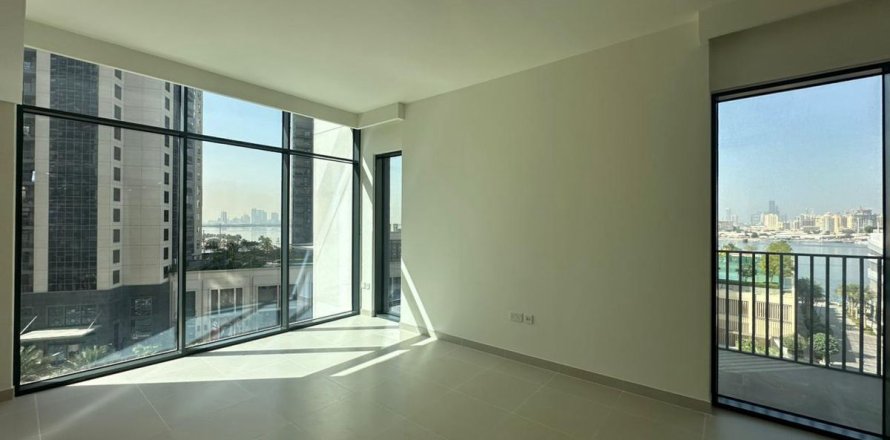 Apartament në Dubai, Emiratet e Bashkuara Arabe 3 dhoma gjumi, 151.4 m2. № 721823