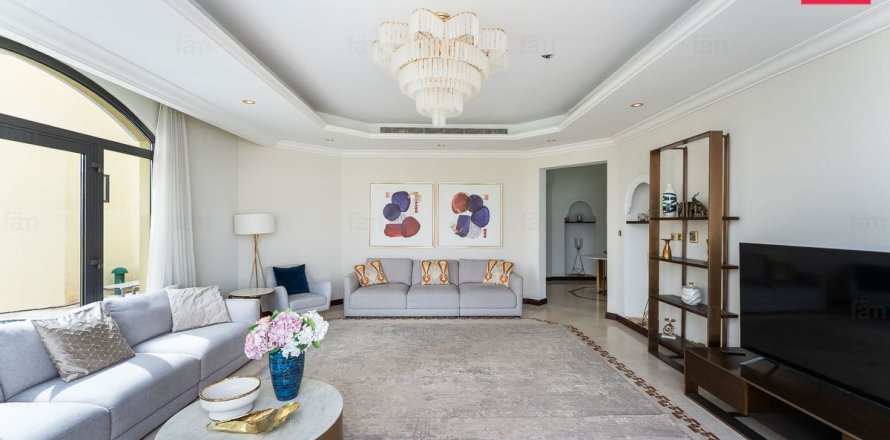 Villa itt: Palm Jumeirah, Dubai, EAE, 5 hálószoba, 622.1 m², azonosító: 703935