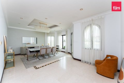Vila u Palm Jumeirah, Dubai, UAE 5 spavaćih soba, 622.1 m2 Br. 703935 - fotografija 5
