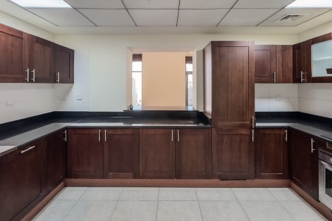 Appartamento in vendita a Dubai, EAU 3 camere da letto, 199.65 mq. № 749079 - foto 3