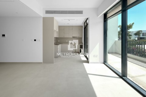 Kamienica do wynajęcia w Arabian Ranches 3, Dubai, ZEA 3 sypialnie, 201 mkw., nr 664618 - zdjęcie 3