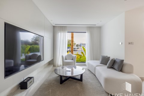 Вилла Jumeirah Islands, Дубай, БАӘ-да 4 жатын бөлмелер, 502.88 м² № 571384 - фото 22