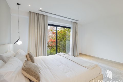 Вилла Jumeirah Islands, Дубай, БАӘ-да 4 жатын бөлмелер, 502.88 м² № 571384 - фото 19