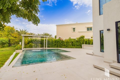 Вилла Jumeirah Islands, Дубай, БАӘ-да 4 жатын бөлмелер, 502.88 м² № 571384 - фото 2