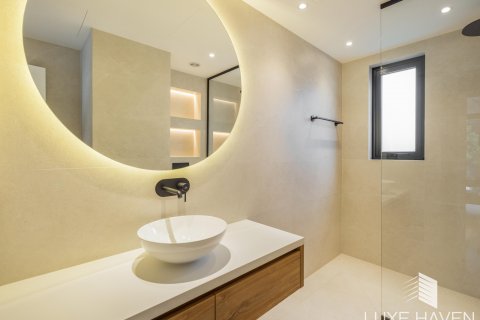 Вилла Jumeirah Islands, Дубай, БАӘ-да 4 жатын бөлмелер, 502.88 м² № 571384 - фото 5