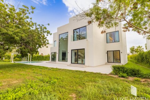 Вилла Jumeirah Islands, Дубай, БАӘ-да 4 жатын бөлмелер, 502.88 м² № 571384 - фото 4