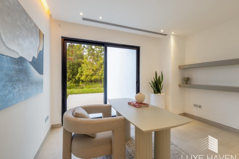 Вилла Jumeirah Islands, Дубай, БАӘ-да 4 жатын бөлмелер, 502.88 м² № 571384 - фото 6